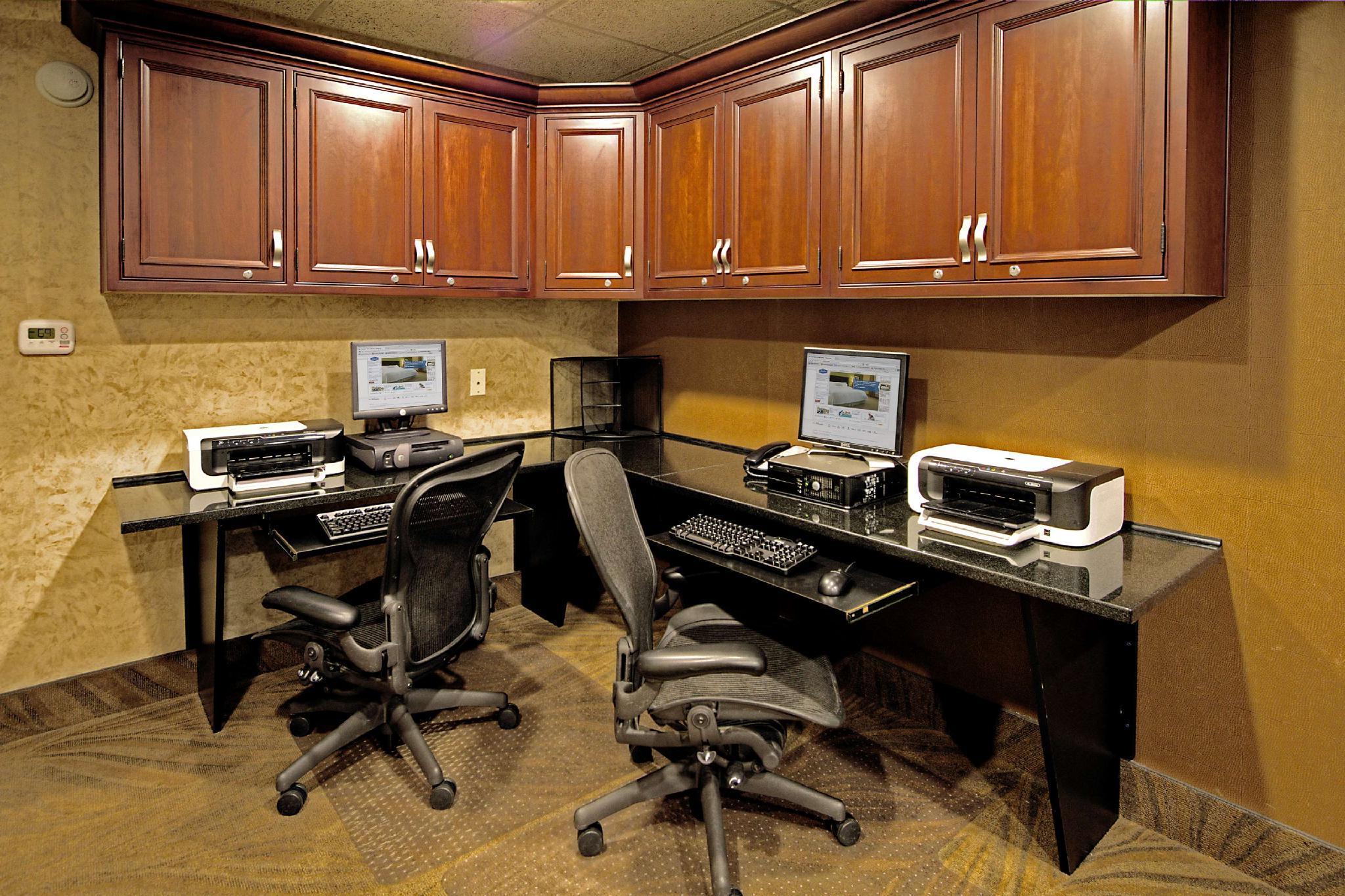 Hampton Inn טראוורס סיטי מראה חיצוני תמונה