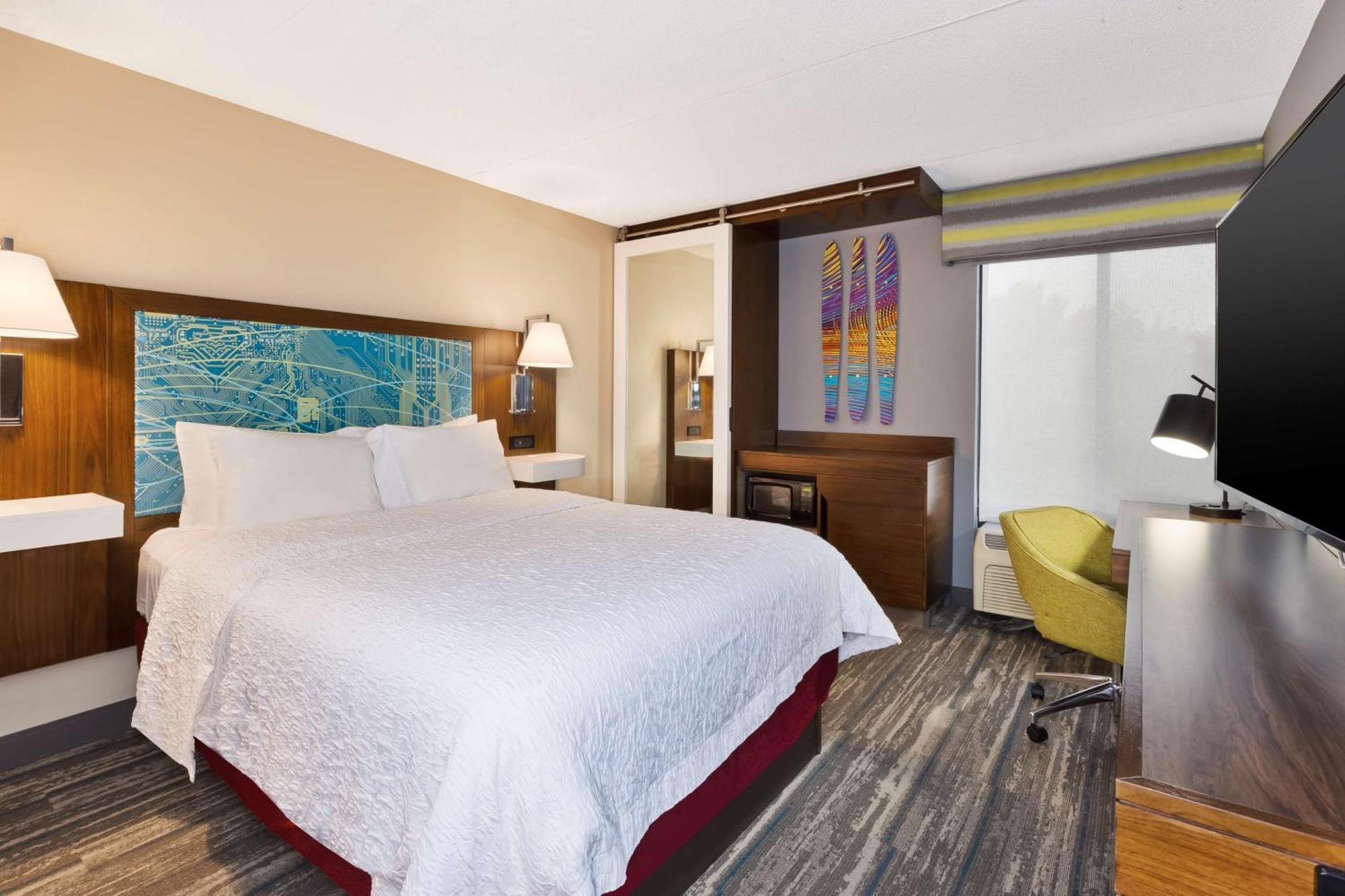 Hampton Inn טראוורס סיטי מראה חיצוני תמונה